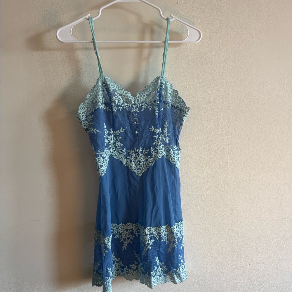 Wacoal Blue and Light Blue Lace Chemise